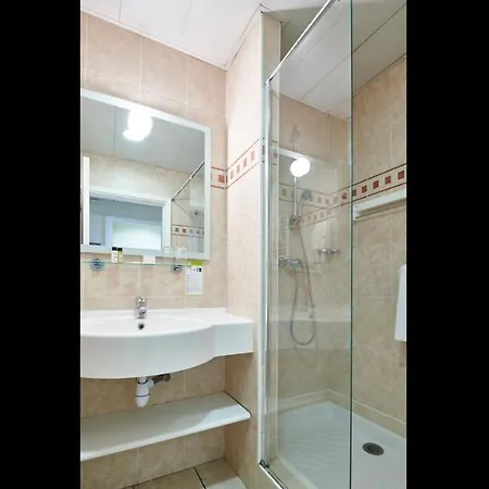 Апартаменты Scenic Le Mediterranee - Studio 2 People Sea View Сен-Рафаэль